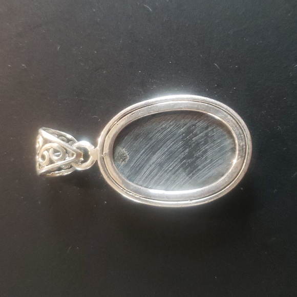 Abalone Shell Pendant - Picture 4 of 5